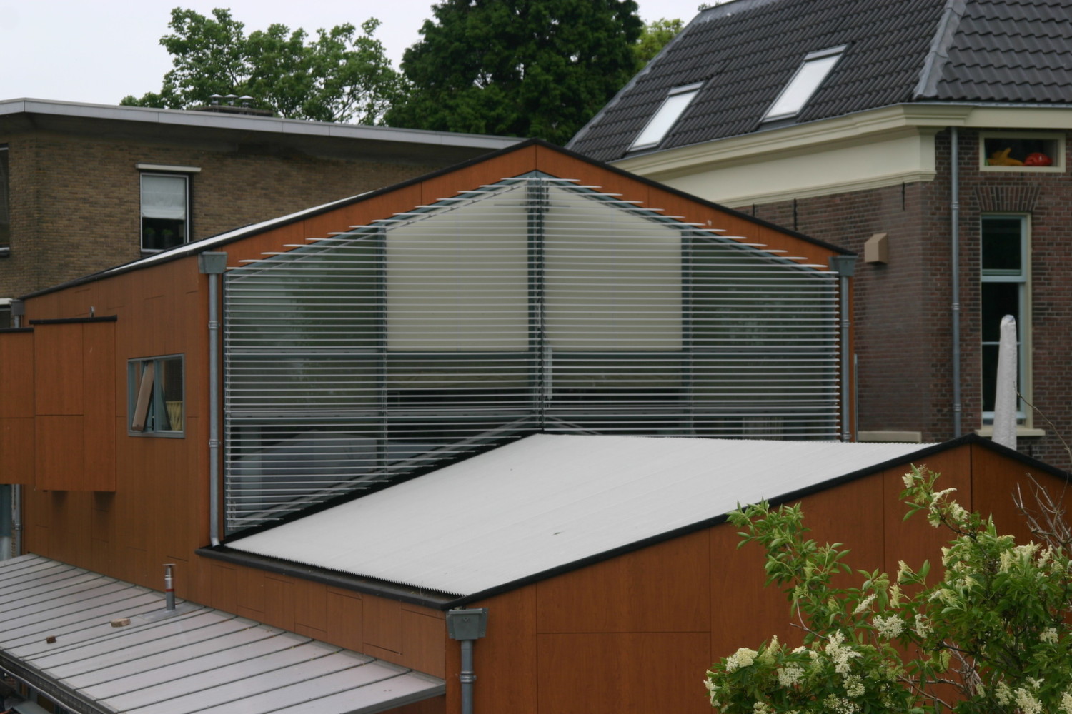 Поворотные алюминиевые ламели Sunshield