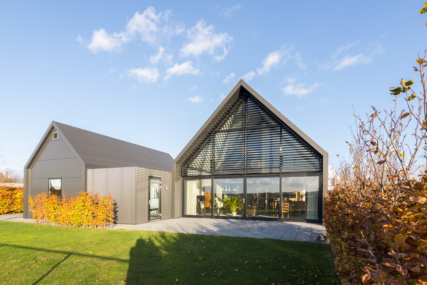 Поворотные алюминиевые ламели Sunshield