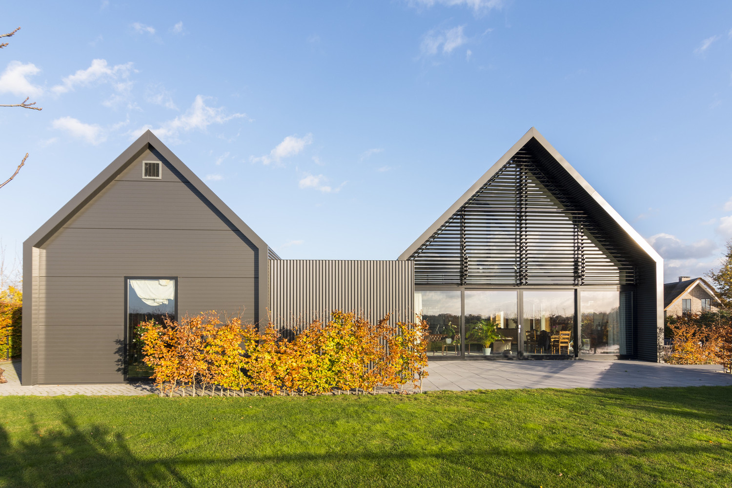 Поворотные алюминиевые ламели Sunshield